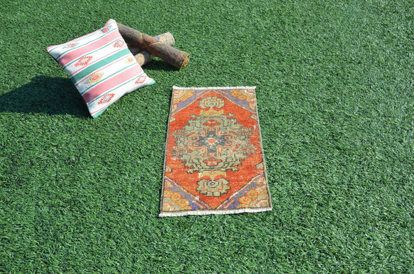 Handmade Turkish Vintage small area rug doormat for home decor, bathroom rug, area oushak rug bathroom mat kitchen kilim rug, rug 2,7X1,4, 665118