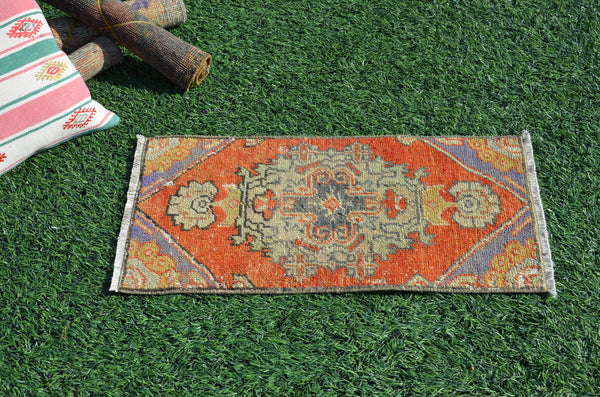 Handmade Turkish Vintage small area rug doormat for home decor, bathroom rug, area oushak rug bathroom mat kitchen kilim rug, rug 2,7X1,4, 665118