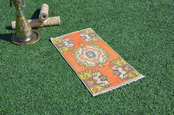 Natural Turkish Vintage small area rug doormat for home decor, bathroom rug, area oushak rug bathroom mat kitchen rug kilim rug, rug 2.6X1.3, 665124