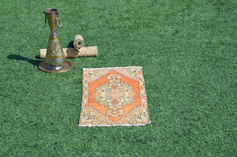 Natural Turkish Vintage small area rug doormat for home decor, bathroom rug, area oushak rug bathroom mat kitchen rug kilim rug, rug 2,8X1,4, 665139