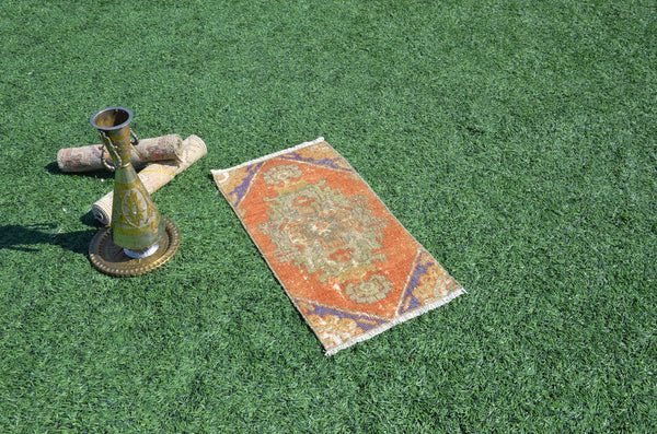 Handmade Turkish Vintage small area rug doormat for home decor, bathroom rug, area oushak rug bathroom mat kitchen kilim rug, rug 2.7X1.4, 665183