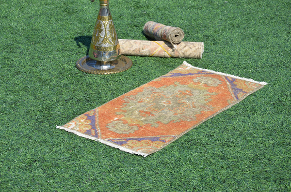 Handmade Turkish Vintage small area rug doormat for home decor, bathroom rug, area oushak rug bathroom mat kitchen kilim rug, rug 2.7X1.4, 665183