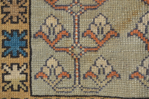 Handmade Turkish Vintage small area rug doormat for home decor, bathroom rug, area oushak rug bathroom mat kitchen rug  kilim rug, rug 2x2, 665197