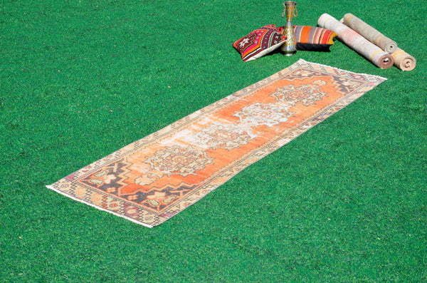 Unique Vintage Turkish runner rug for home decor, area rug, Anatolian oushak rug bedroom rug kitchen rug  bathroom rug kilim,  8'6" x 2'5", 665267