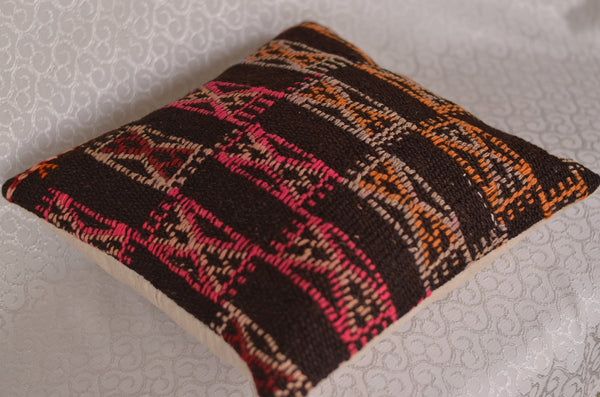 16 x 16 Handmade Decorative Vintage Pillow, %100 Wool, 664853