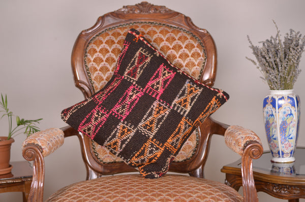 16 x 16 Handmade Decorative Vintage Pillow, %100 Wool, 664853