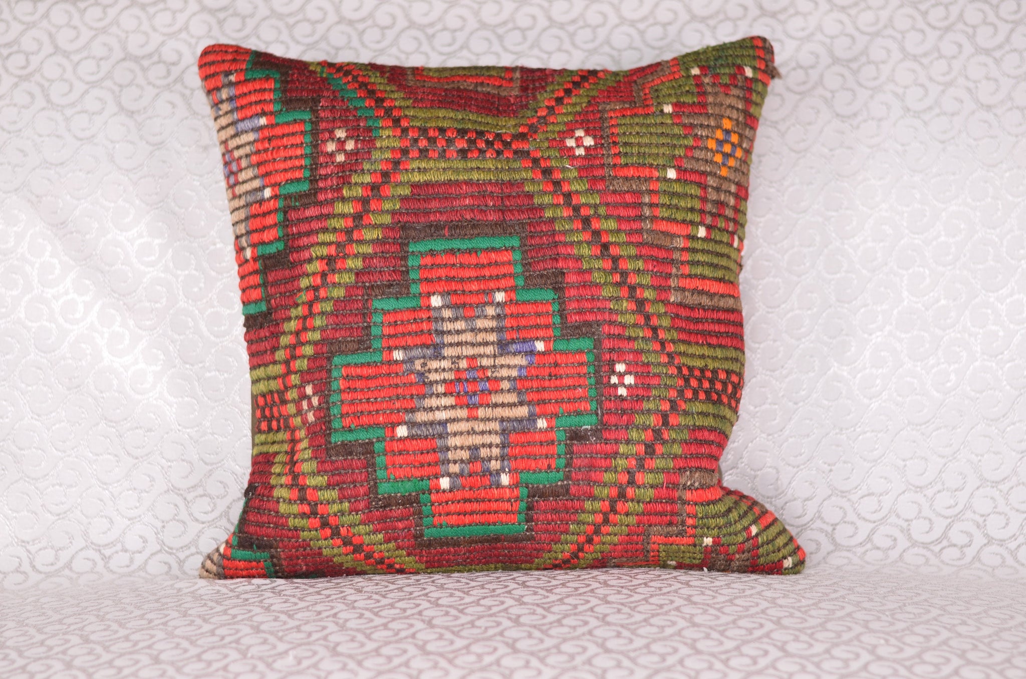 16 x 16 Handmade Turkish Vintage Pillow, %100 Wool, 664857