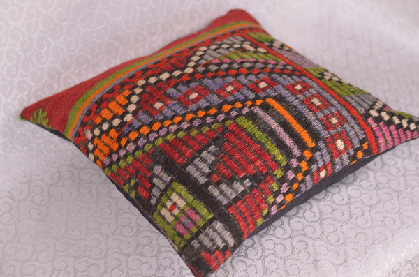 16 x 16 Handmade Decorative  Pillow, %100 Wool, 664865