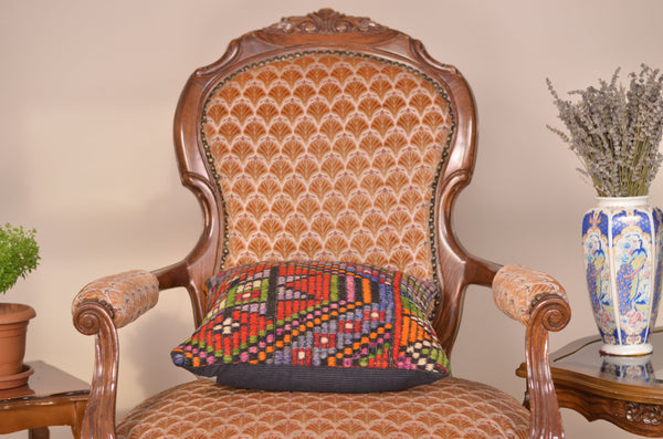 16 x 16 Handmade Decorative Vintage Pillow, %100 Wool, 664866