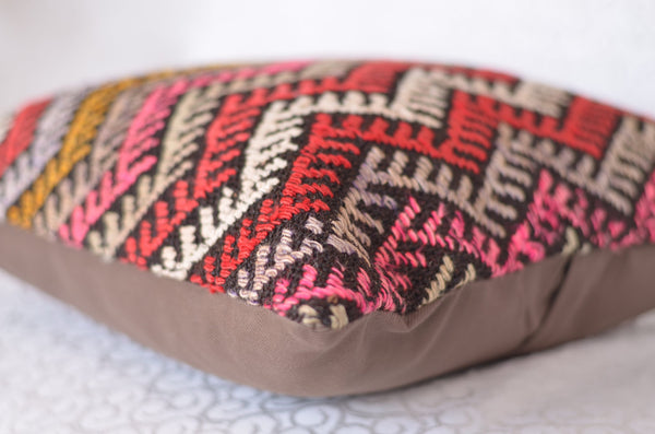 16 x 16 Handmade Decorative Vintage Pillow, %100 Wool, 664876