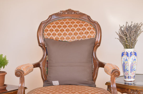 16 x 16 Handmade Decorative  Pillow, %100 Wool, 664886