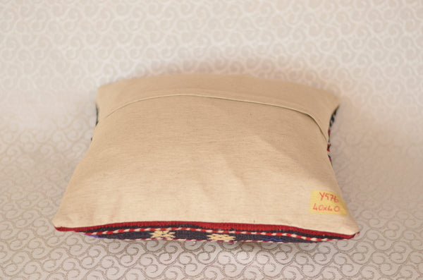 16 x 16 Handmade Decorative Vintage Pillow, %100 Wool, 664894