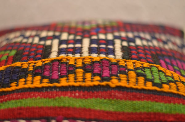 16 x 16 Handmade Decorative Vintage Pillow, %100 Wool, 664894