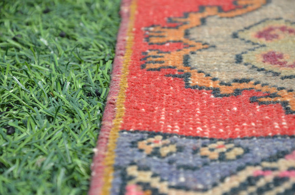 Turkish Handmade Vintage small area rug doormat for home decor, bathroom rug, area oushak rug bathroom mat kitchen kilim rug, rug 2.9x1.4, 665095