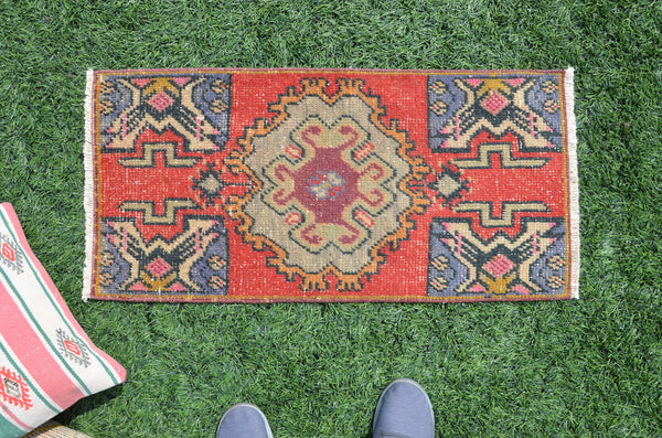 Turkish Handmade Vintage small area rug doormat for home decor, bathroom rug, area oushak rug bathroom mat kitchen kilim rug, rug 2.9x1.4, 665095