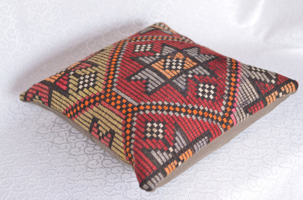 16 x 16 Handmade  Vintage Pillow, %100 Wool, 664902