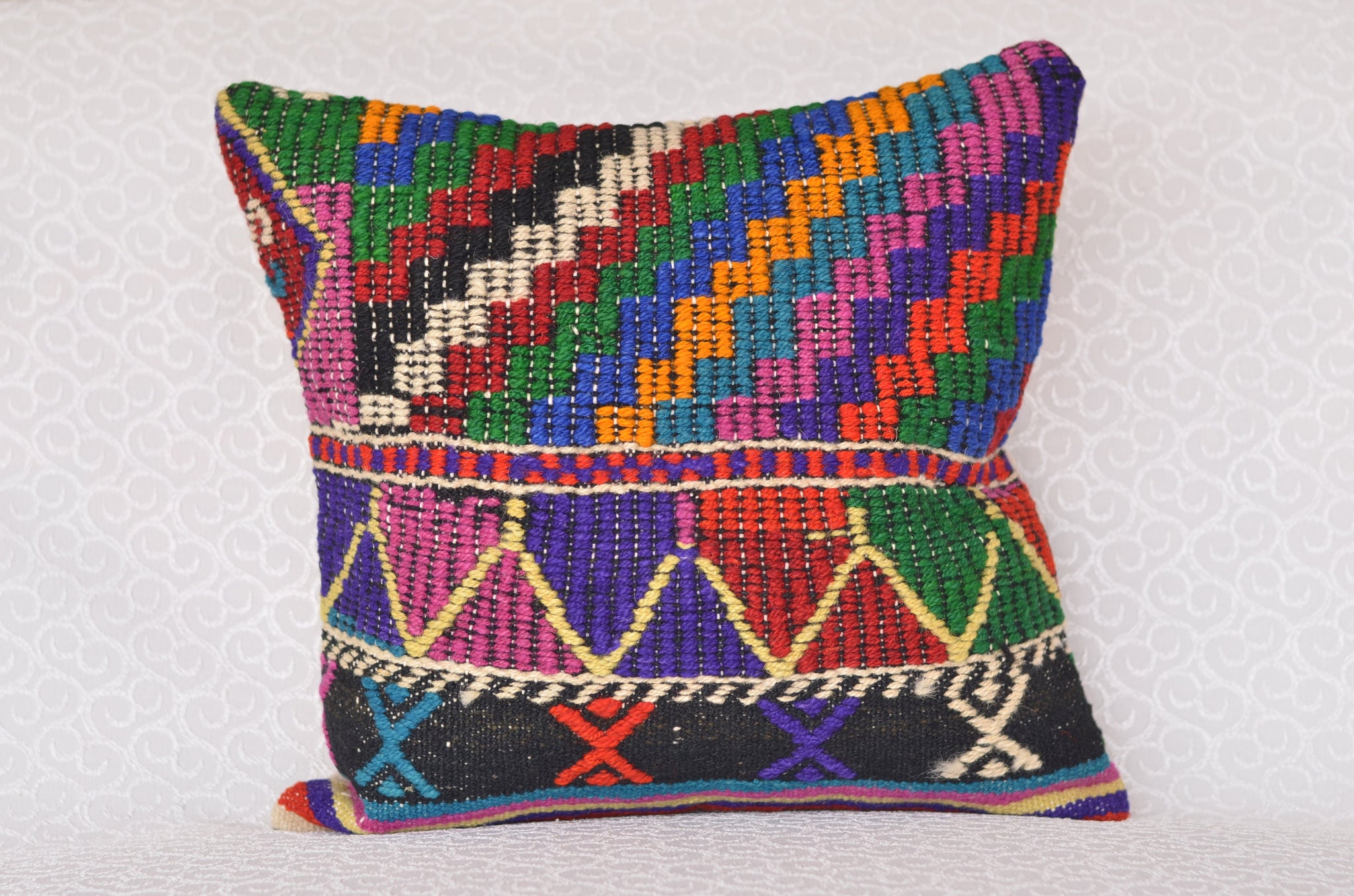 16 x 16 Handmade Decorative  Pillow, %100 Wool, 664906