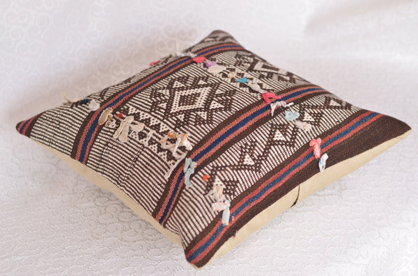 16 x 16 Handmade Decorative Vintage Pillow, %100 Wool, 664910