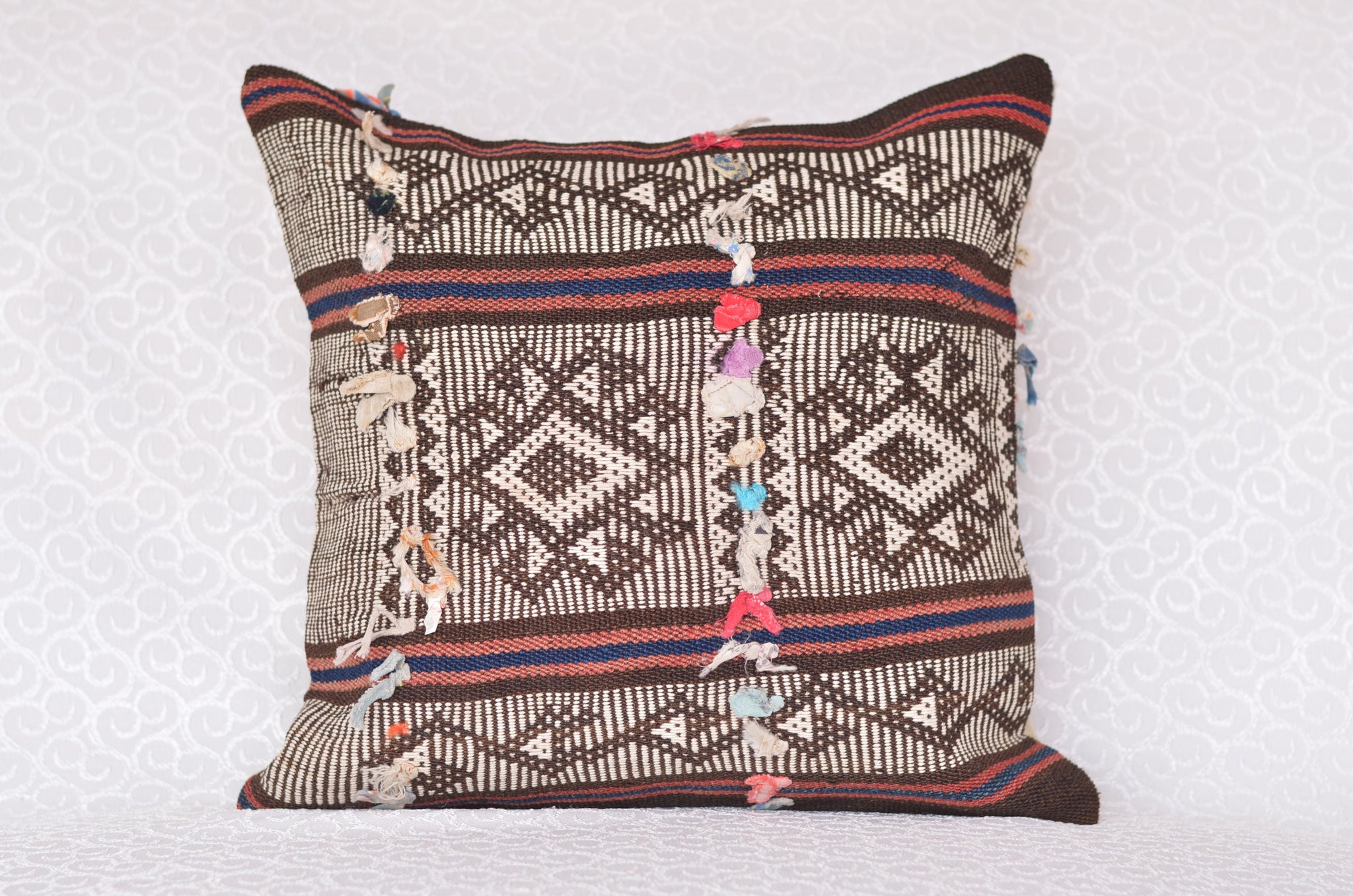 16 x 16 Handmade Decorative Vintage Pillow, %100 Wool, 664910