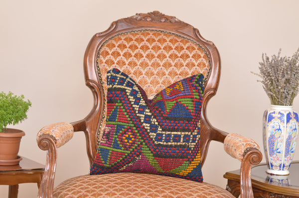 16 x 16 Handmade  Vintage Pillow, %100 Wool, 664911