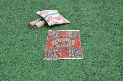 Natural Turkish Vintage small area rug doormat for home decor, bathroom rug, area oushak rug bathroom mat kitchen rug kilim rug, rug 2,9x1,5, 665098
