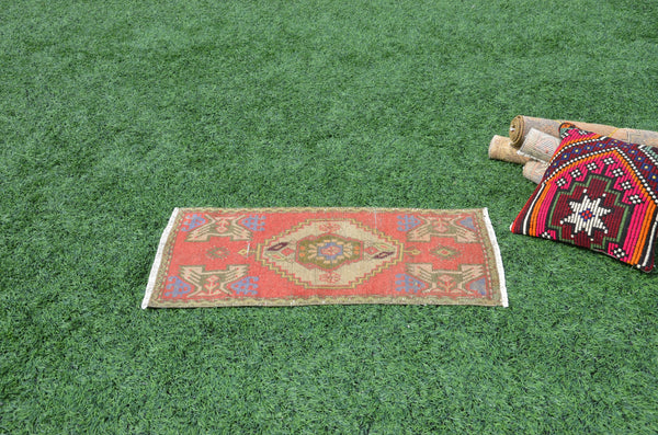 Unique Turkish Vintage small area rug doormat for home decor, bathroom rug, area oushak rug bathroom mat kitchen rug  kilim rug, rug 3,0x1,5, 665101