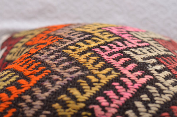 16 x 16 Handmade Decorative Vintage Pillow, %100 Wool, 664919