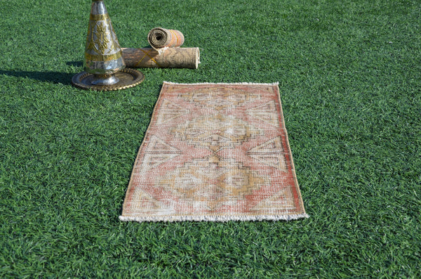 Natural Turkish Vintage small area rug doormat for home decor, bathroom rug, area oushak rug bathroom mat kitchen rug kilim rug, rug 3,0X1,3, 665120