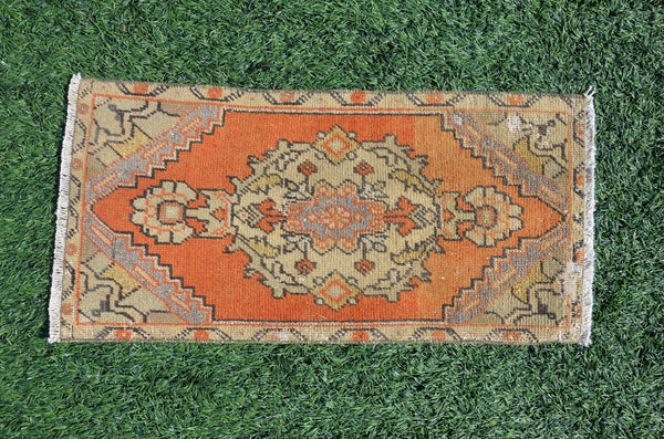 Turkish Handmade Vintage small area rug doormat for home decor, bathroom rug, area oushak rug bathroom mat kitchen kilim rug, rug 2,9X1,4, 665134