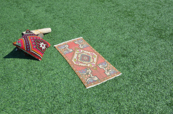 Turkish Handmade Vintage small area rug doormat for home decor, bathroom rug, area oushak rug bathroom mat kitchen kilim rug, rug 3,1X1,4, 665151