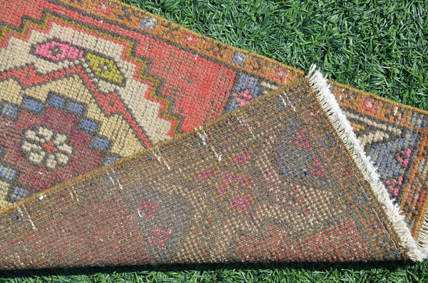 Turkish Handmade Vintage small area rug doormat for home decor, bathroom rug, area oushak rug bathroom mat kitchen kilim rug, rug 3,1X1,4, 665151