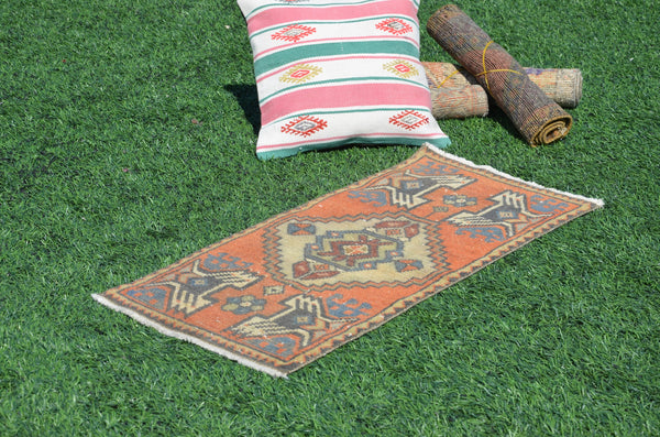 Vintage Handmade Turkish small area rug doormat for home decor, bathroom rug, area oushak rug bathroom mat kitchen kilim rug, rug 2,9X1,4, 665152