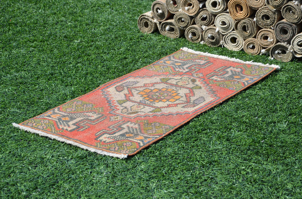 Turkish Handmade Vintage small area rug doormat for home decor, bathroom rug, area oushak rug bathroom mat kitchen rug  kilim rug, rug 3x1.3, 665165