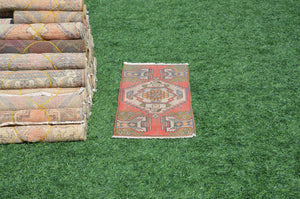 Turkish Handmade Vintage small area rug doormat for home decor, bathroom rug, area oushak rug bathroom mat kitchen rug  kilim rug, rug 3x1.3, 665165