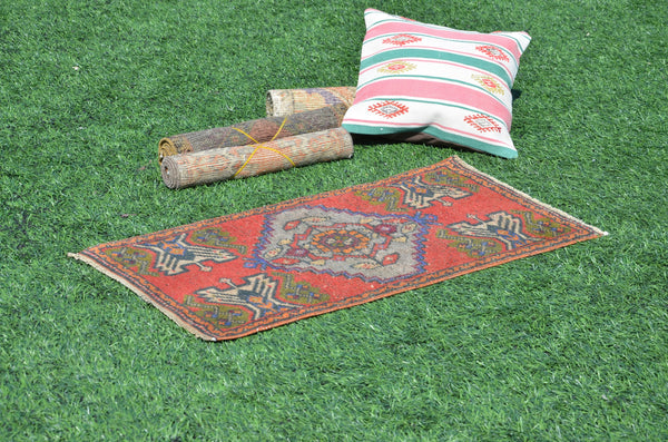 Handmade Turkish Vintage small area rug doormat for home decor, bathroom rug, area oushak rug bathroom mat kitchen rug  kilim rug, rug 3x1.5, 665174