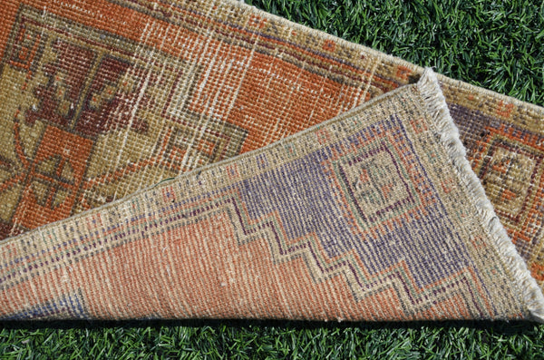 Natural Turkish Vintage small area rug doormat for home decor, bathroom rug, area oushak rug bathroom mat kitchen rug kilim rug, rug 2.8X1.5, 665180
