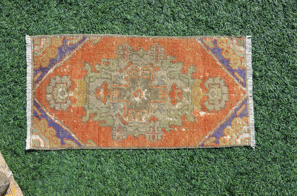 Handmade Turkish Vintage small area rug doormat for home decor, bathroom rug, area oushak rug bathroom mat kitchen kilim rug, rug 2.7X1.4, 665183