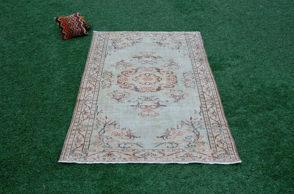 Handknotted Turkish large Vintage rug for home decor, oversize rug, area rug oushak rug boho rug bedroom kitchen rug  kilim rug, rugs 5x9, 665387