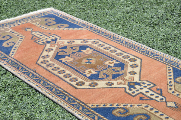 Handmade Turkish Vintage small area rug doormat for home decor, bathroom rug, area oushak rug bathroom mat kitchen kilim rug, rug 3.9x1.9, 665433