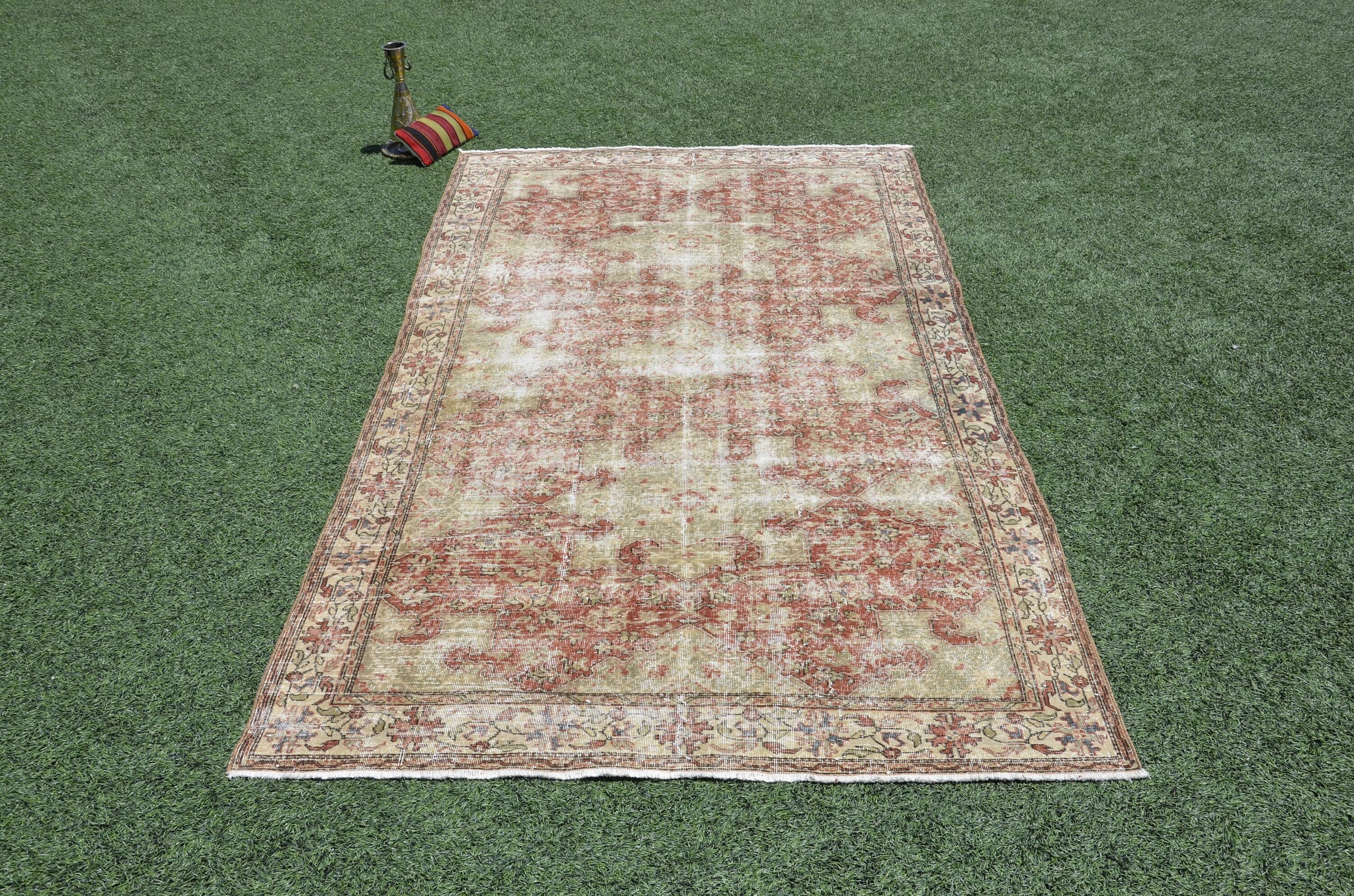 Unique Turkish large Vintage rug for home decor, oversize rug, area rug oushak rug boho rug bedroom rug kitchen rug  kilim rug, rugs 6x11, 665330