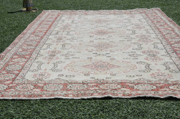 Beige Turkish large Vintage rug for home decor, oversize rug, area rug oushak rug boho rug bedroom rug kitchen rug  kilim rug, rugs 5x8, 665386