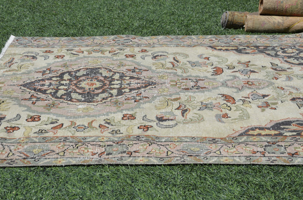 small area Handmade Turkish Vintage rug for home decor, bathroom rug, area rug oushak rug boho rug kitchen rug  kilim rug door mat, rugs 4x4, 665416