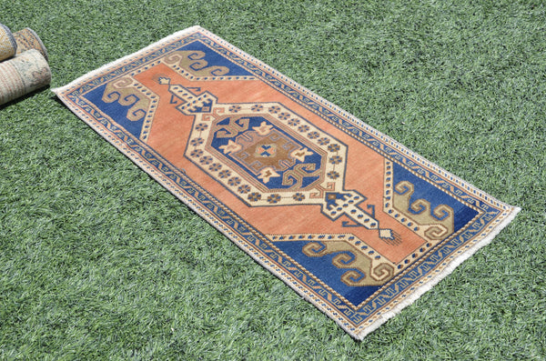 Handmade Turkish Vintage small area rug doormat for home decor, bathroom rug, area oushak rug bathroom mat kitchen kilim rug, rug 3.9x1.9, 665433