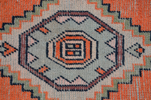 Turkish Handmade Vintage small area rug doormat for home decor, bathroom rug, area oushak rug bathroom mat kitchen kilim rug, rug 3.5X1.4, 665474