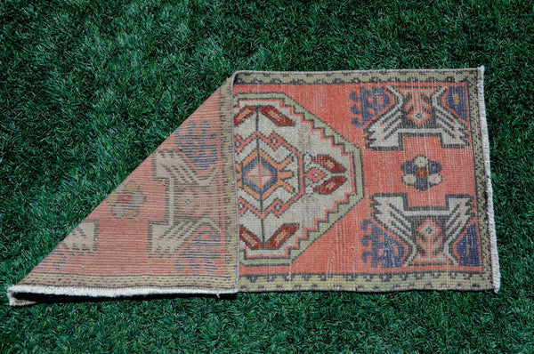 Unique Turkish Vintage small area rug doormat for home decor, bathroom rug, area oushak rug bathroom mat kitchen rug  kilim rug, rug 3,2X1,6, 665482