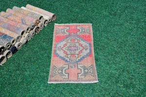 Turkish Handmade Vintage small area rug doormat for home decor, bathroom rug, area oushak rug bathroom mat kitchen kilim rug, rug 3X1.6, 665484
