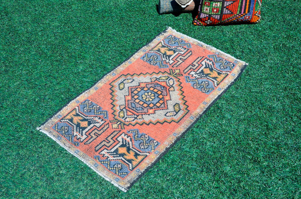 Turkish Handmade Vintage small area rug doormat for home decor, bathroom rug, area oushak rug bathroom mat kitchen kilim rug, rug 3.1X1.8, 665529
