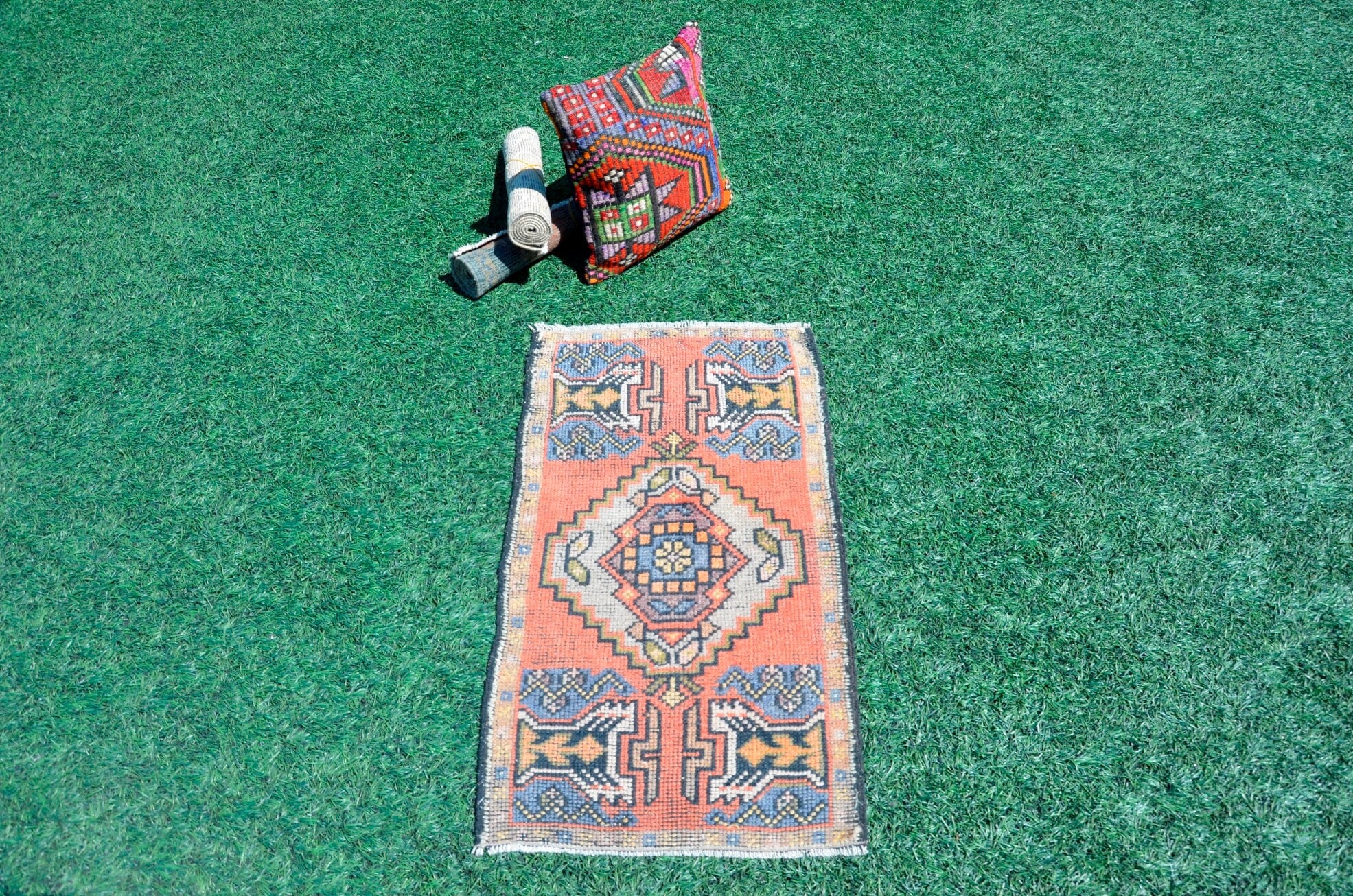 Turkish Handmade Vintage small area rug doormat for home decor, bathroom rug, area oushak rug bathroom mat kitchen kilim rug, rug 3.1X1.8, 665529