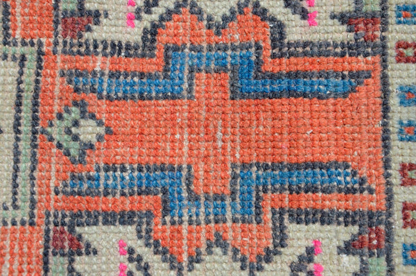 Unique Turkish Vintage small area rug doormat for home decor, bathroom rug, area oushak rug bathroom mat kitchen rug  kilim rug, rug 3,2X1,7, 665530