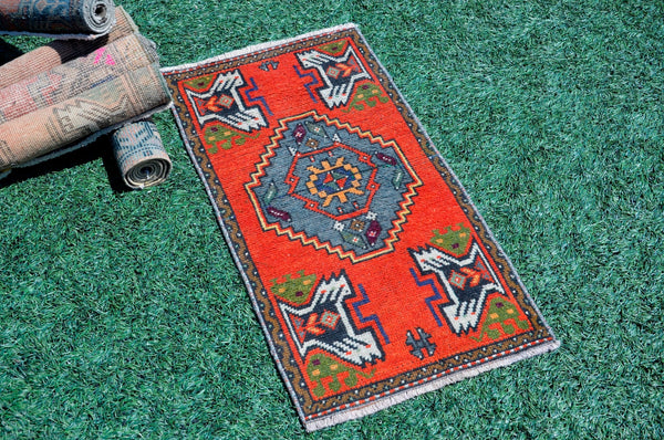 Turkish Handmade Vintage small area rug doormat for home decor, bathroom rug, area oushak rug bathroom mat kitchen kilim rug, rug 2.10X1.6, 665593